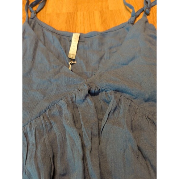 Amiani Crop Top Tank Size Medium Blue Ruffle Trim Summer Beach Vacation V Neck - Picture 3 of 9